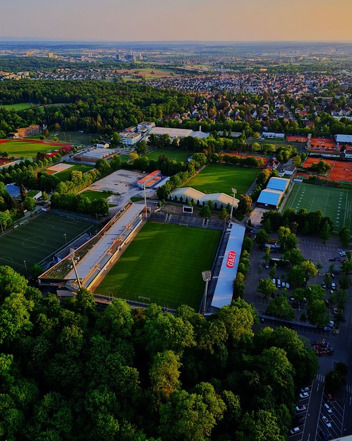 滑队通过多 滑队通过多